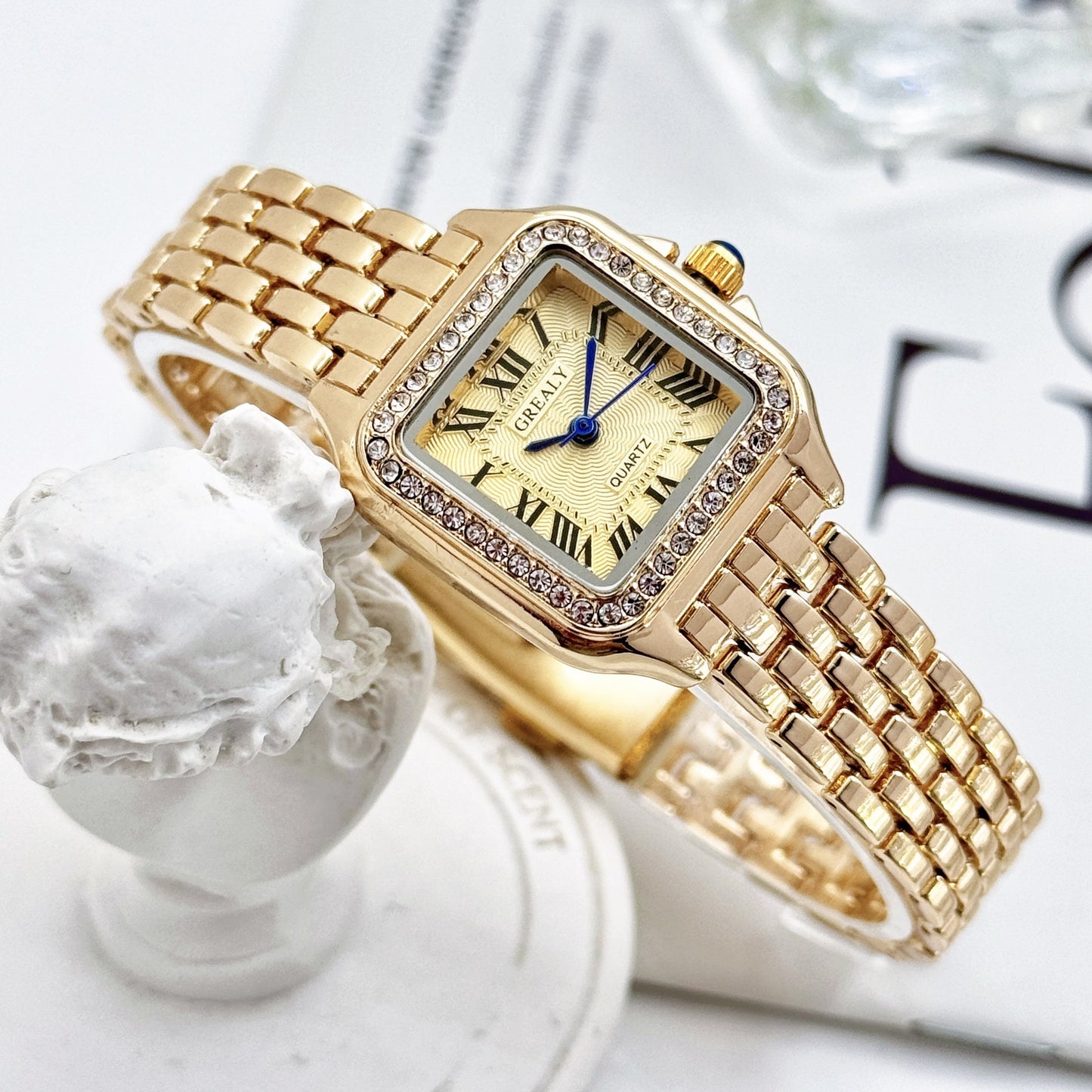Classic Retro Square Waterproof Women's Diamond-embedded Watch