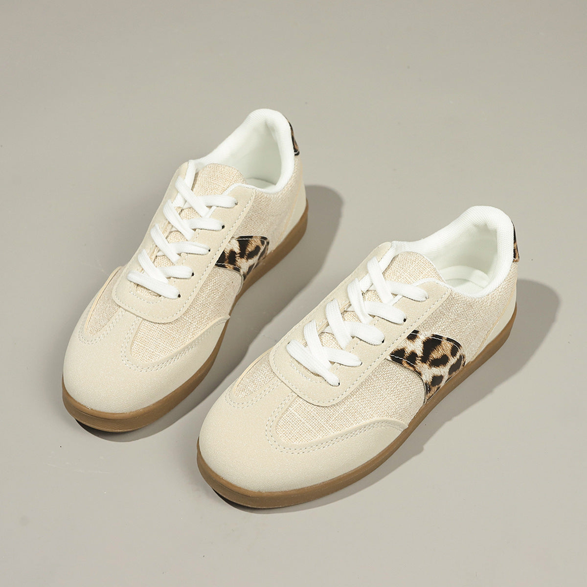 Round Toe Lace-up Vintage Leopard Print German Training Shoes