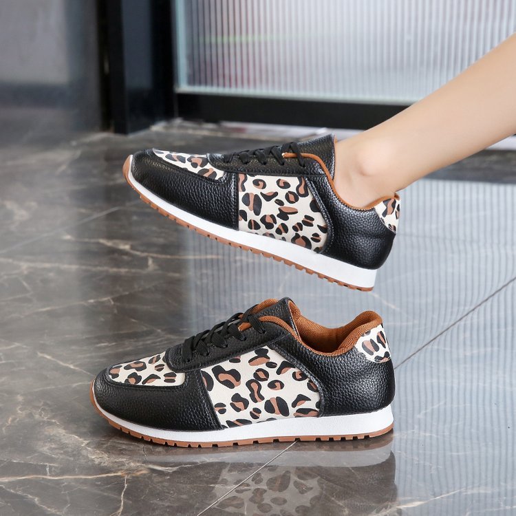 Lace-up Flat Non-slip Women's Shallow Mouth Student Running Sneaker