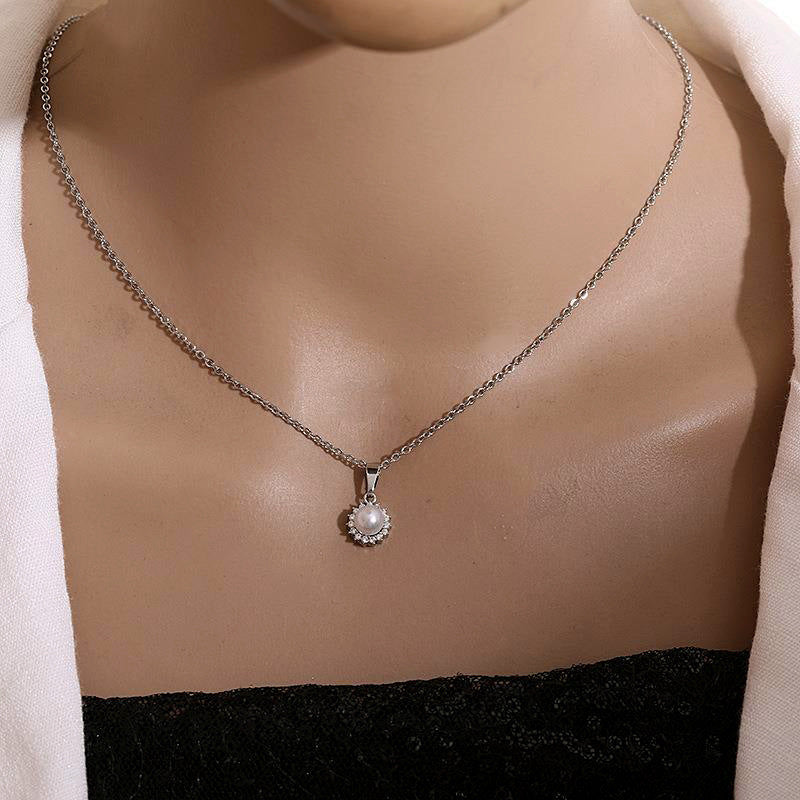 Micro Inlaid Zirconium SUNFLOWER Stone Artificial Pearl Short Necklace Temperament Female