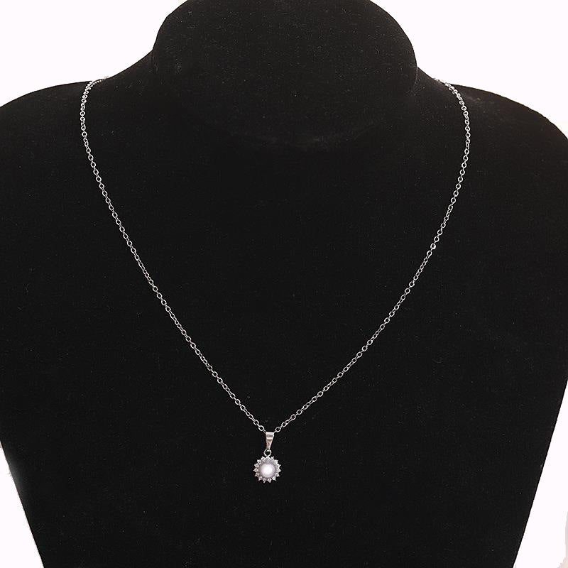 Micro Inlaid Zirconium SUNFLOWER Stone Artificial Pearl Short Necklace Temperament Female